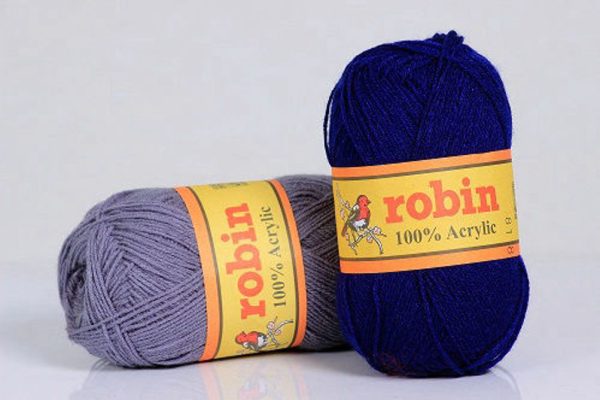 Robin 100% Acrylic Hand Knitting Yarn – 4 Ply Soft & Durable